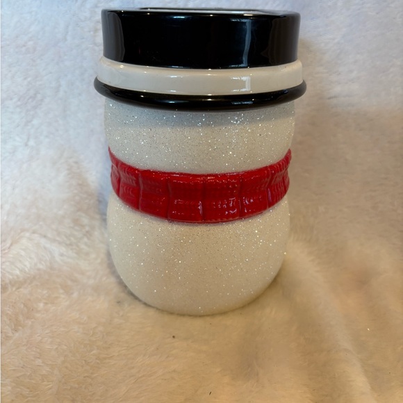 Festive Snowman Foam soap holder with Red Scarf - Picture 2 of 4